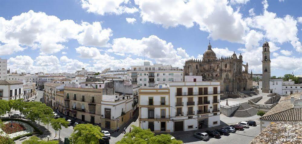 Bellas Artes Catedral เฮเรซ เด ลาฟรอนเตรา ภายนอก รูปภาพ